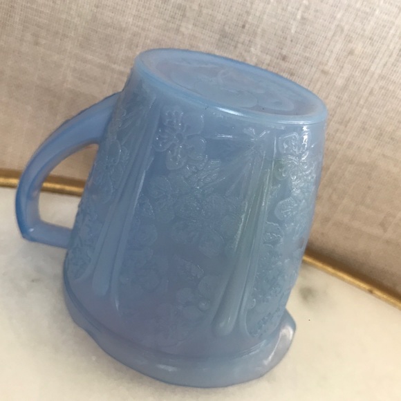 Delphite Blue Depression Glass Child's Tea Set Creamer Cherry Blossom - Picture 11 of 16